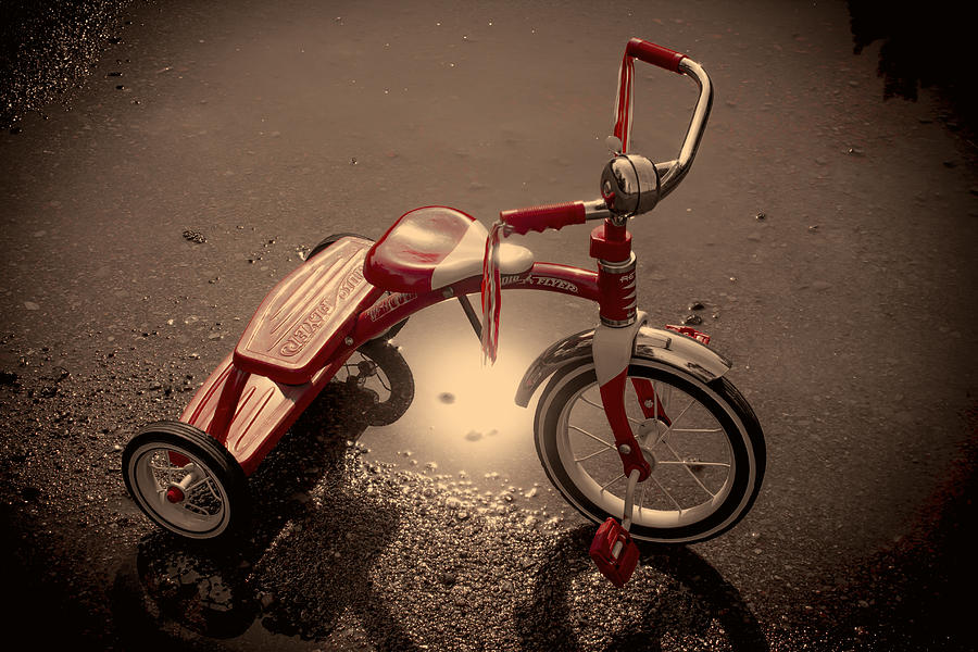 Retro red discount radio flyer tricycle