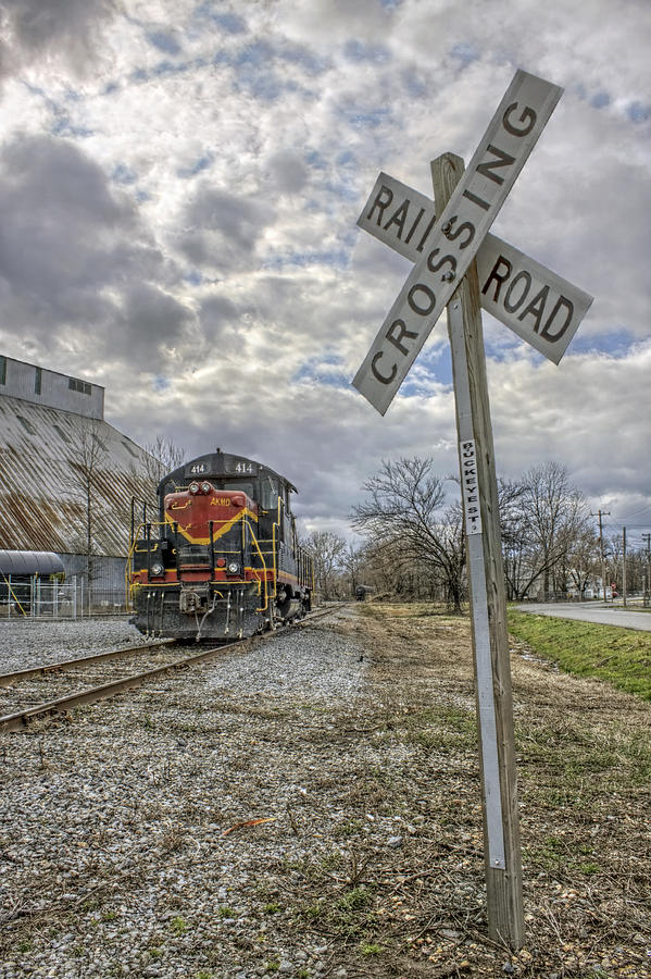 Railroad Crossing with Engine 414 Photograph by Jason Politte