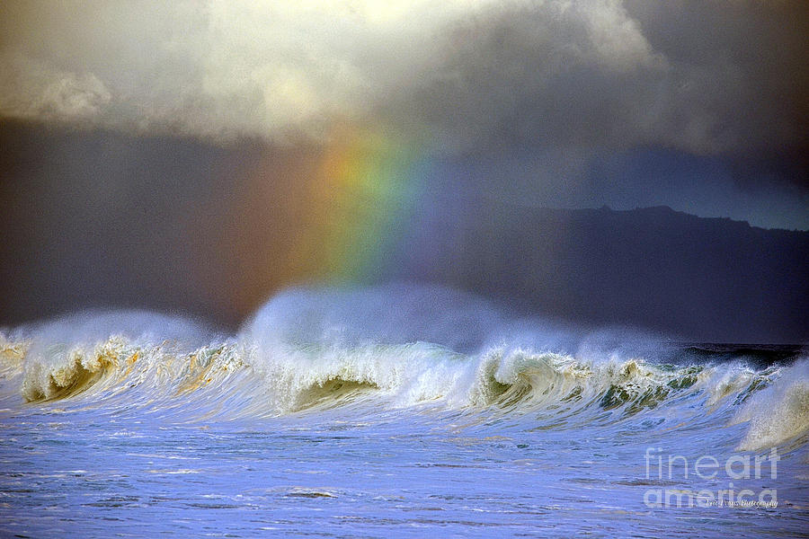 Rainbow on the Banzai Pipeline at the North Shore of Oahu Photograph by Aloha Art