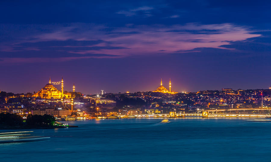 Ramadan in Istanbul Photograph by ?hsan Ero?lu