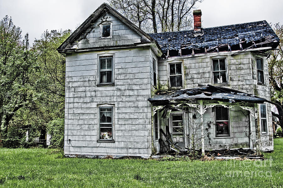 Ramshackle House Photograph by Timothy Hacker - Fine Art America