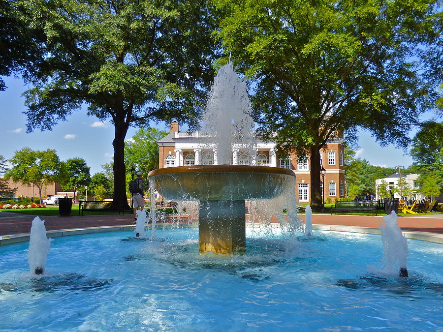 Randolph-Macon College Fountain Photograph by Jean Wright
