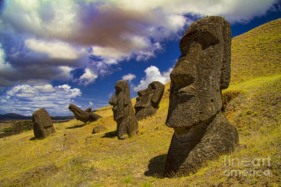 Rano Rarakui Moai Statues on Easter Island Photograph by David Smith