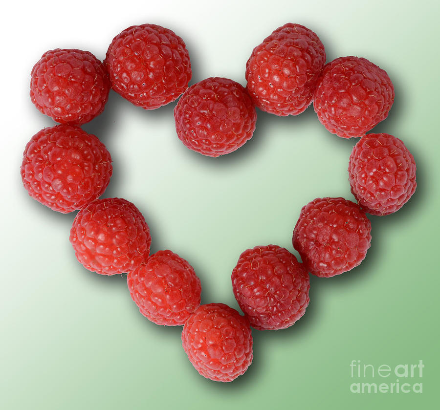 Raspberries, Heart-healthy Fruit Photograph by Gwen Shockey