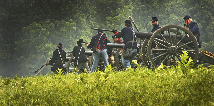 Gettysburg National Park Photograph - Ready on the firing line by Paul W Faust -  Impressions of Light