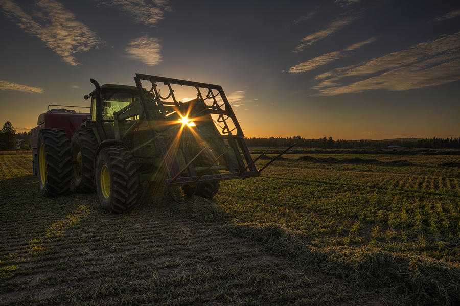 Sunset Photograph - Ready to Roll by Mark Kiver