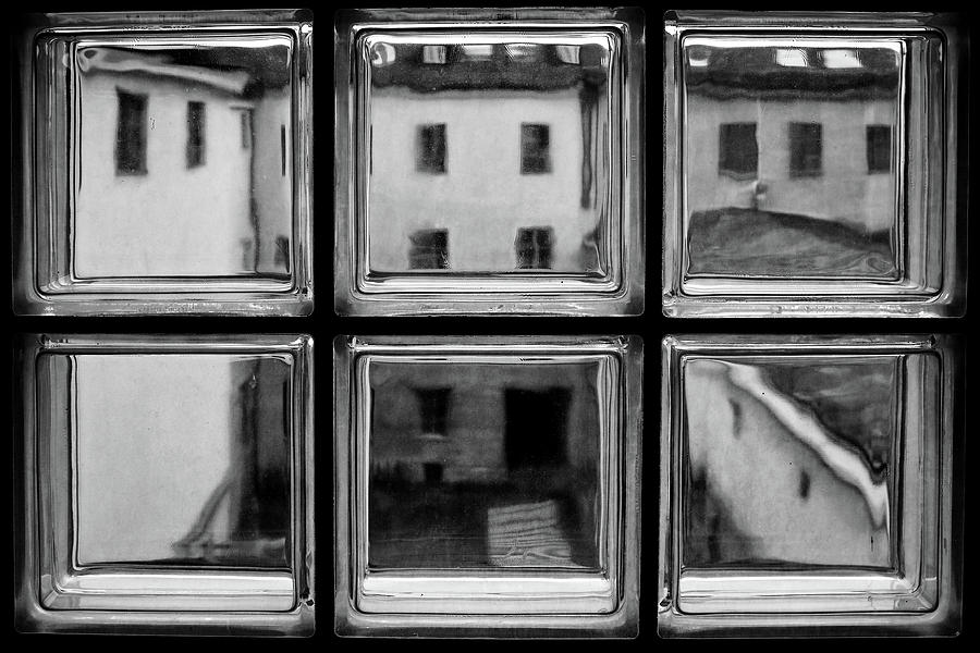 Abstract Photograph - Rear Window by Roswitha Schleicher-schwarz