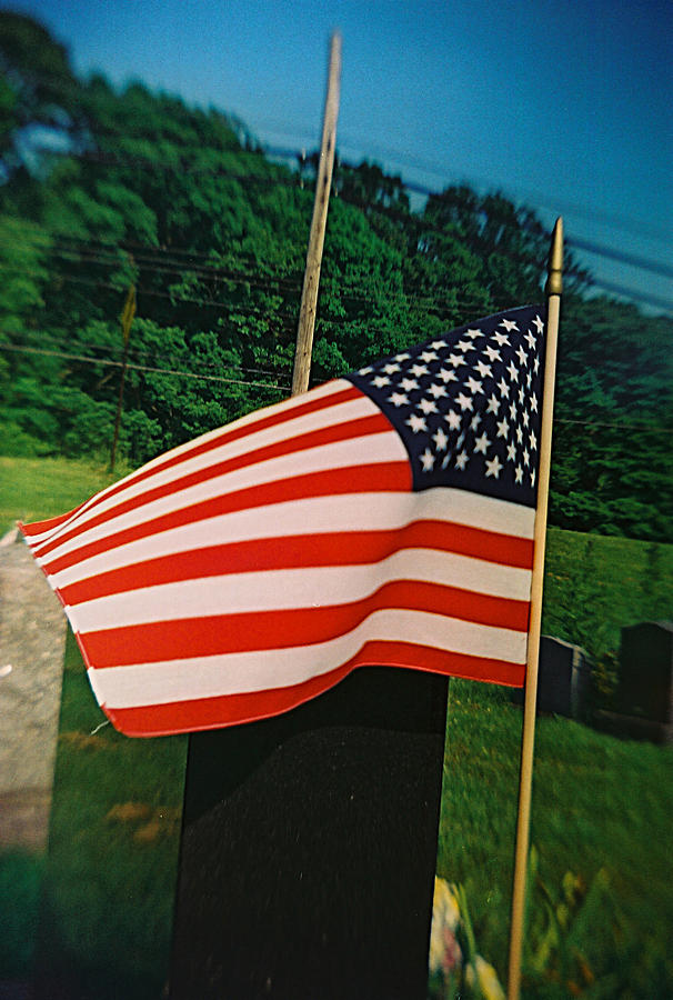 Recesky - Old Glory Photograph by Richard Reeve