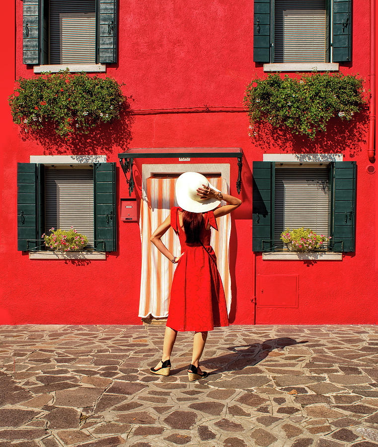 Hat Photograph - Red by Anette Ohlendorf