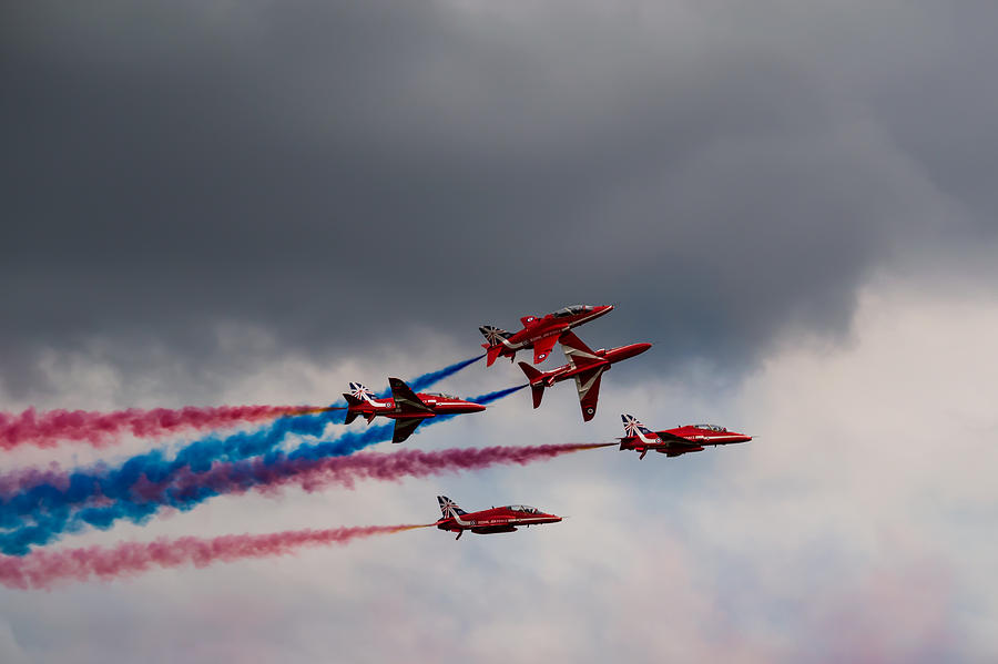 Red Arrows - Breaking Formation Photograph by Scott Lyons