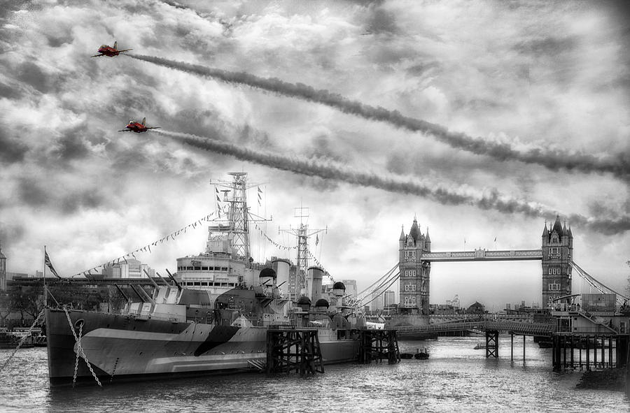 Red Arrows London Tower Bridge Flyby Photograph by Jason Green