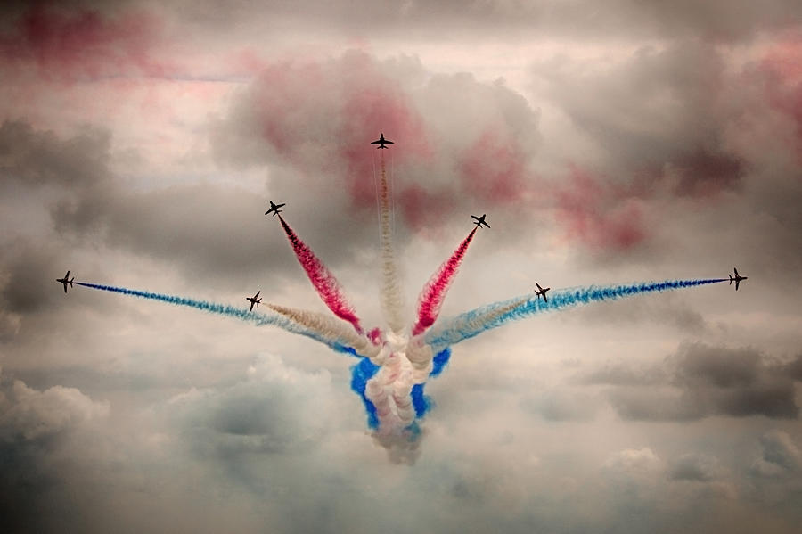 Airplane Photograph - Red Arrows Vixen Break by Phil Clements