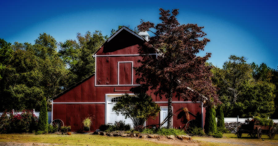 Red Barn 2 Photograph by Tracy Brock