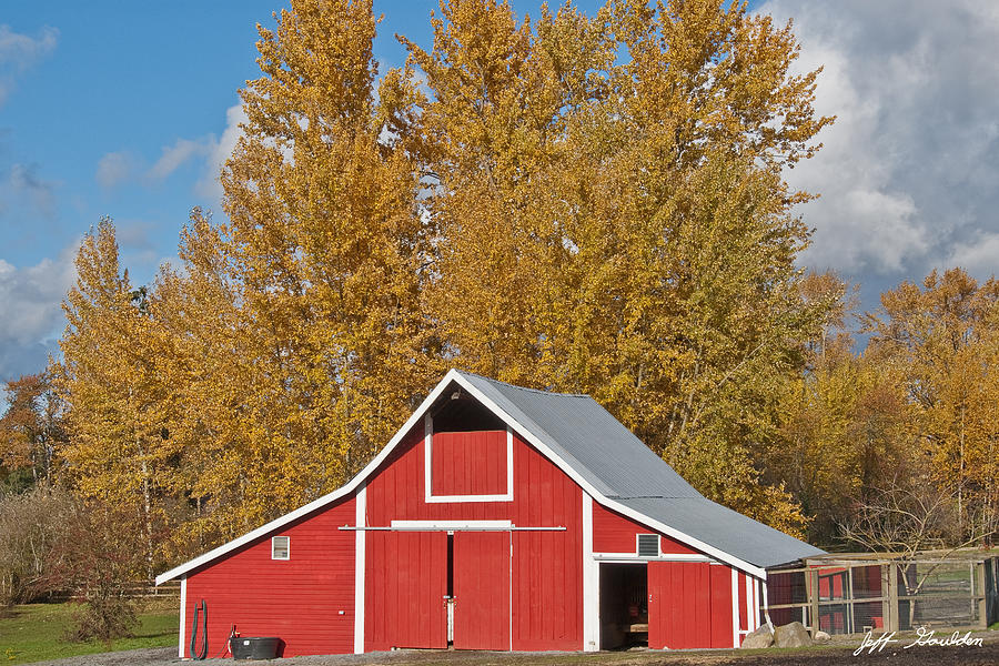 Red Barn and Fall Colors Photograph by Jeff Goulden
