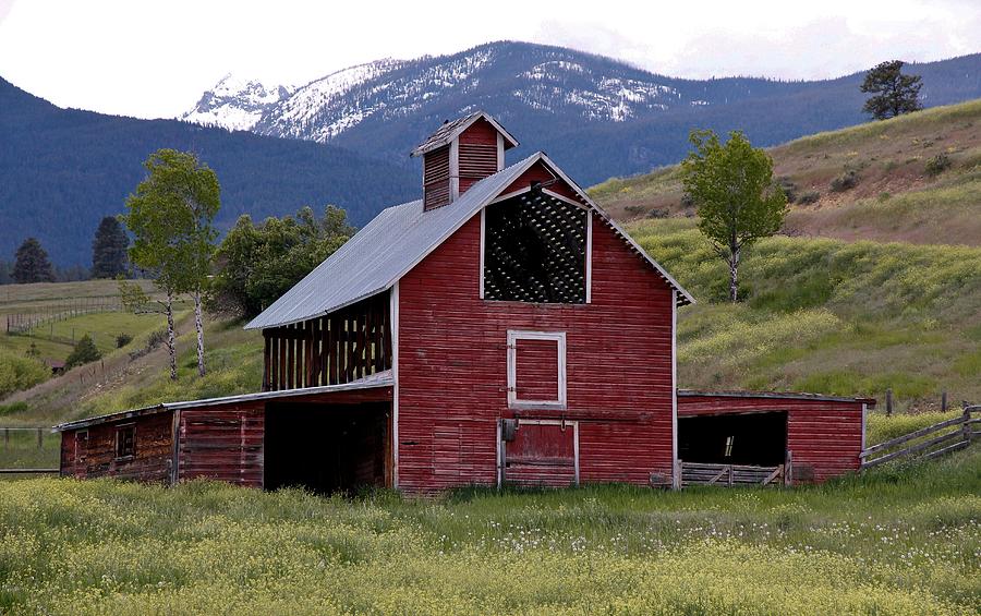 Old Red Barn #2 Photograph by Athena Mckinzie