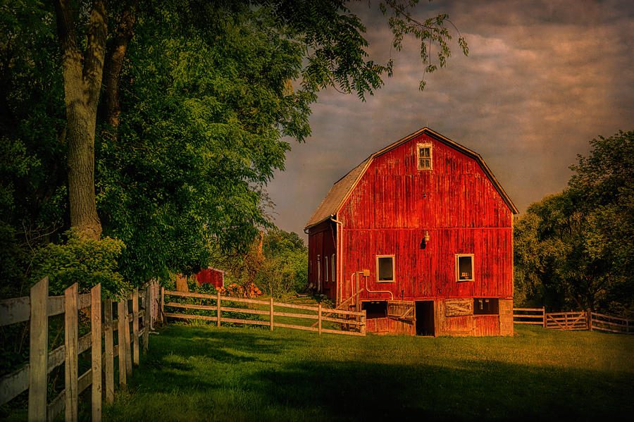 Cuyahoga Valley National Park Photograph - Red Barn by Priscilla Burgers