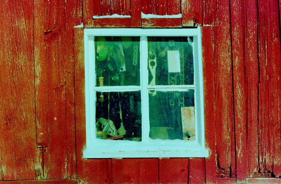 Red Barn Window Photograph by Daniel Thompson