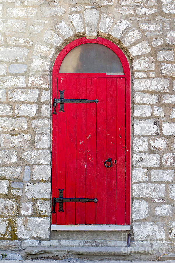 Red Door Photograph by Les Palenik