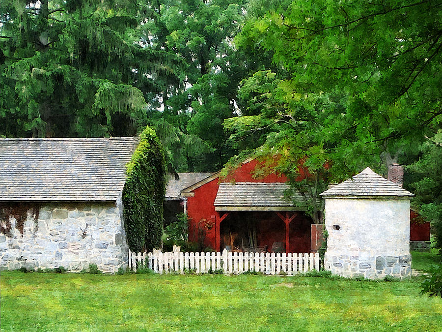 Red Farm Shed Photograph by Susan Savad