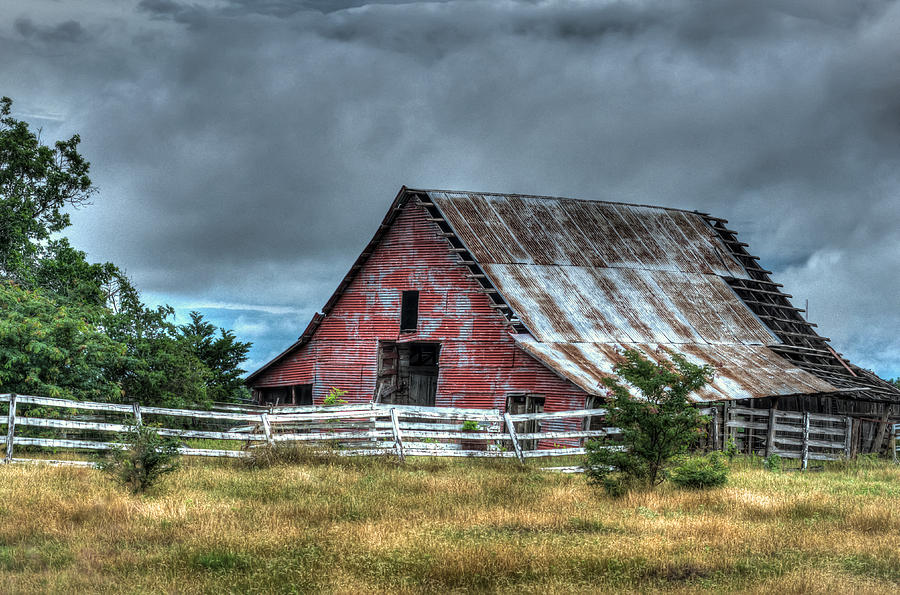 Red Greenville Barn Photograph by Lisa Moore - Fine Art America