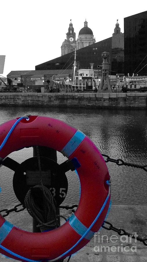 Red Lifebelt At Albert Dock 2 Photograph by Joan-Violet Stretch