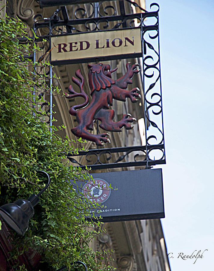 Red Lion Pub Photograph by Cheri Randolph