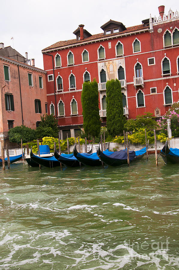 Red Palazzo with Gondolas Photograph by Brenda Kean