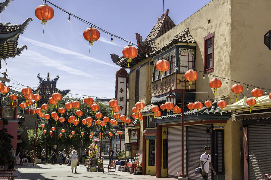 Los Angeles Photograph - Red Paper Lanterns by Teresa Mucha
