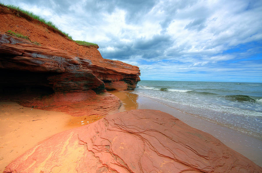 Red Sands Of Pei Photograph by Evelyn Garcia
