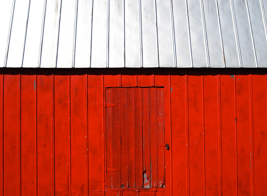 Red Shed Photograph by Sheryl Burns
