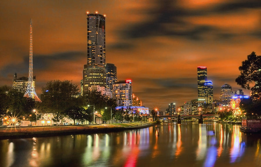 Red Skies on the Yarra River Photograph by Linda D Lester