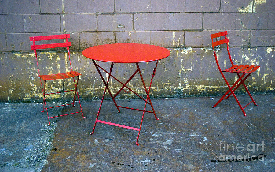 Red Table and Chairs Photograph by Bill Thomson