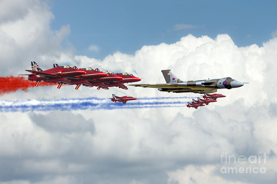 Reds Arrows with XH558 Digital Art by Airpower Art