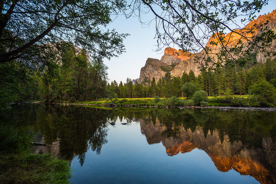 Yosemite National Park Photograph - Reflections of Valley View by Mike Lee