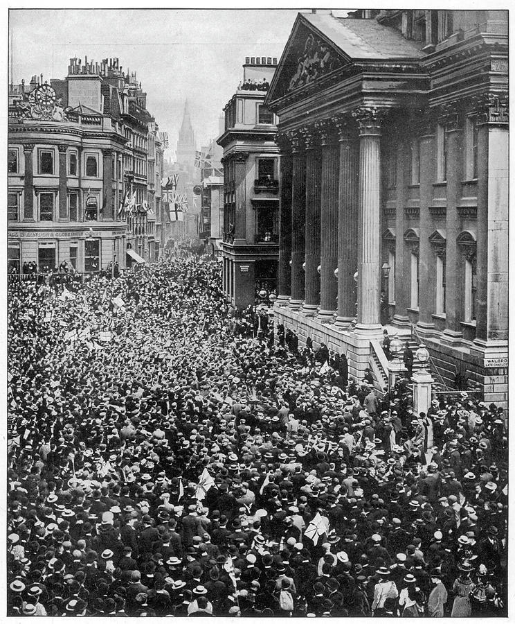 Relief Of Mafeking Celebrating Crowds Photograph by Mary Evans Picture ...