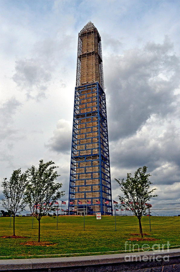 Repairing a Landmark the Washington Monument Photograph by Jim Fitzpatrick