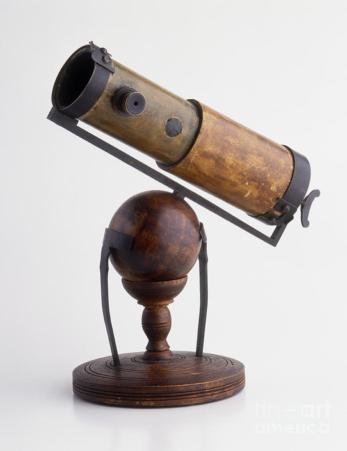 Replica Of Newtons Telescope, 17th Photograph by Dave King / Dorling Kindersley / Science Museum, London