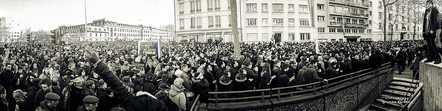 Charlie Hebdo Photograph - Republican march by Stwayne Keubrick Charlie Hebdo Photograph - Republican march by Stwayne Keubrick