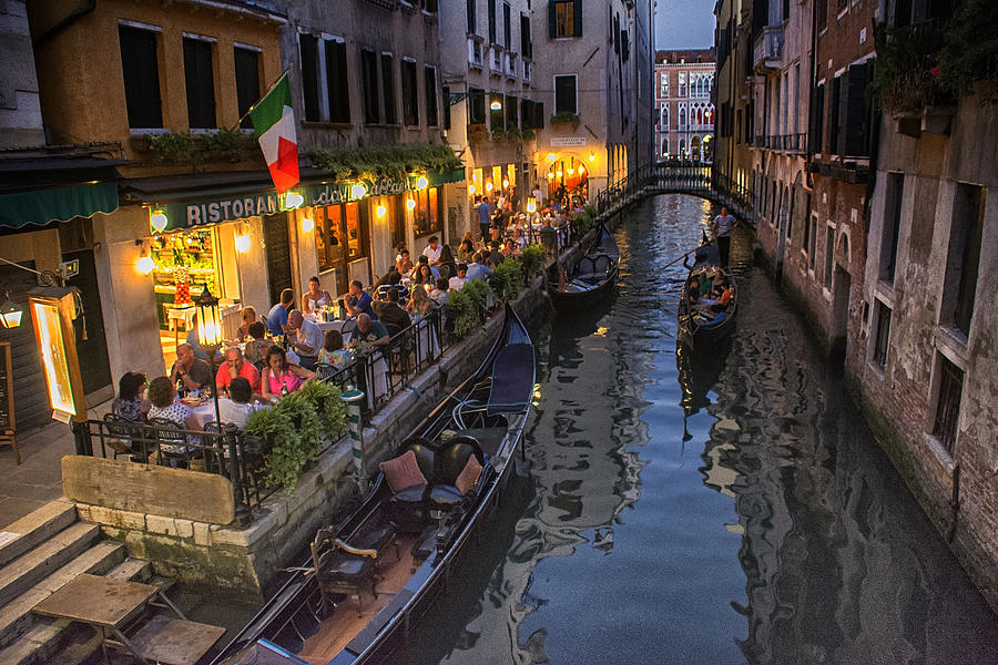 Restaurante Venezia Photograph by Wade Aiken