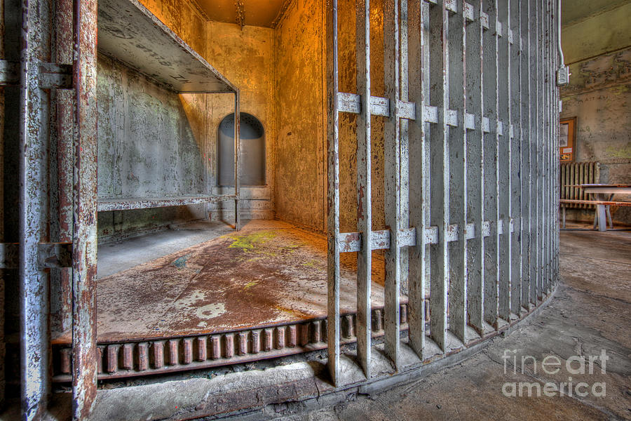 Revolving Jail Cell 1885 Photograph by Martin Konopacki