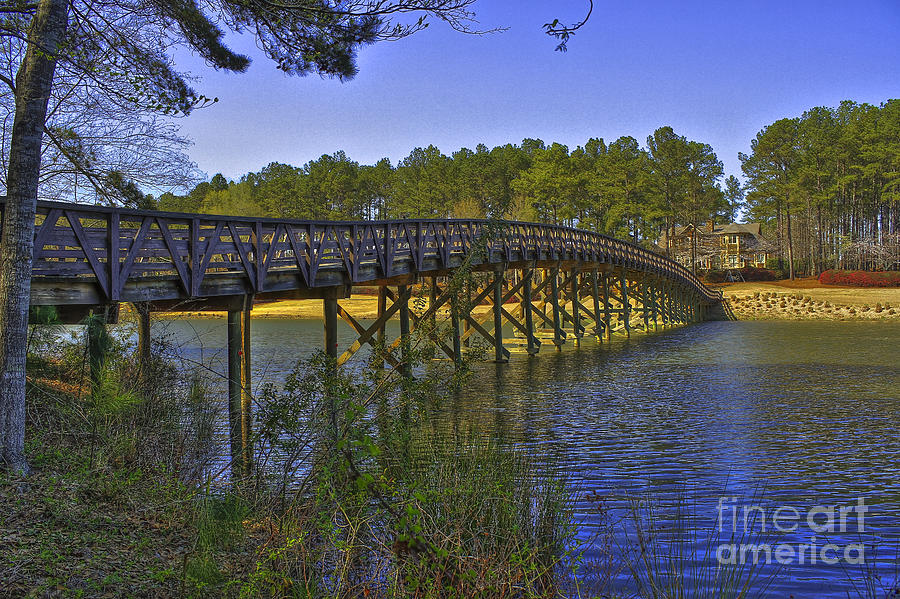 Jack Nicklaus Photograph - Reynolds Plantation Arch Bridge by Reid Callaway