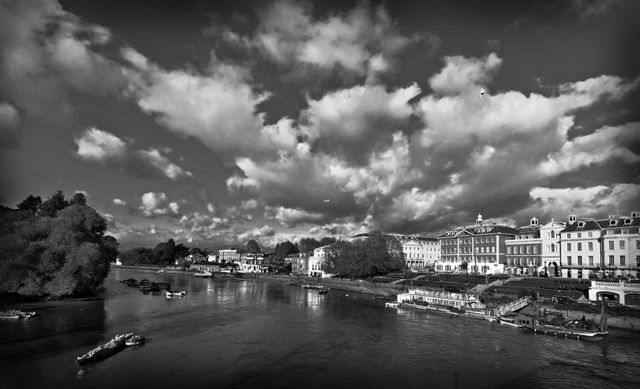 Black And White Photograph - Richmond Riverside by Maj Seda