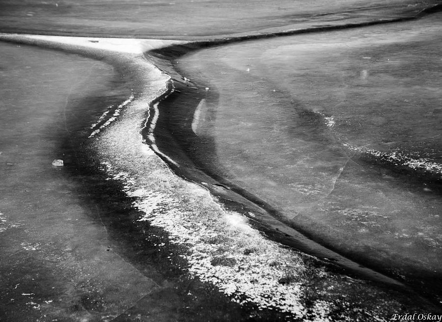 Black And White Photograph - Ridge by Erdal Oskay