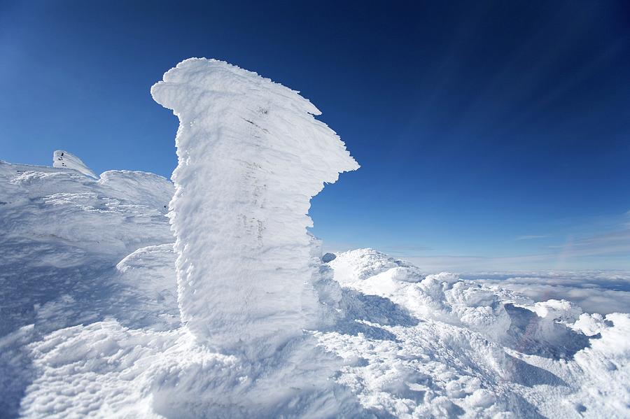 Rime Ice On The Summit Of Mt. Washington Photograph by Mike Theiss ...