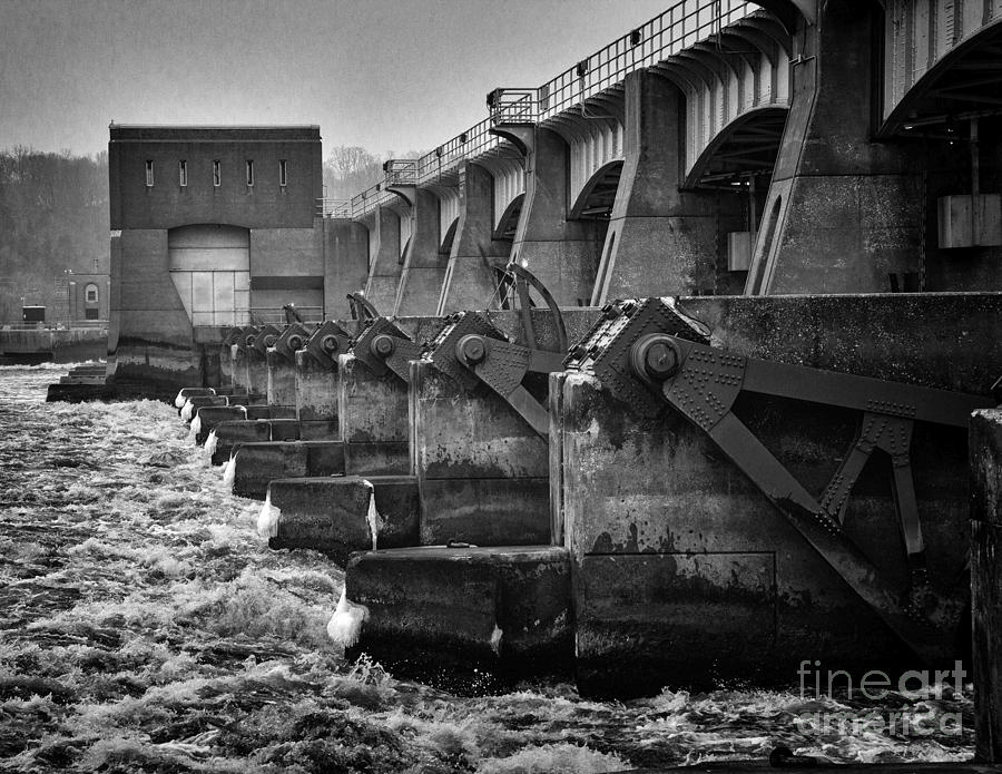 River Gates Photograph by Phil McCollum - Fine Art America