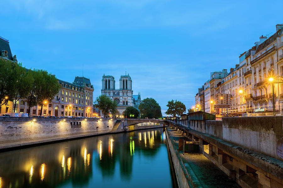 River Seine In Front Of Notre-dame De Photograph by Leslie Parrott ...