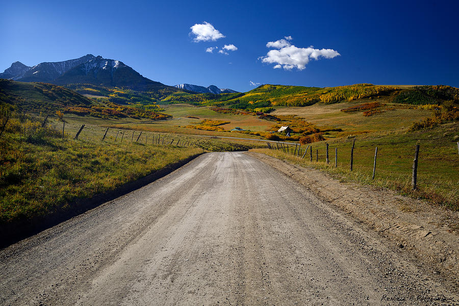 Colorful Landscape Photograph - Road To a beautiful Valley Ranch by Rendell B