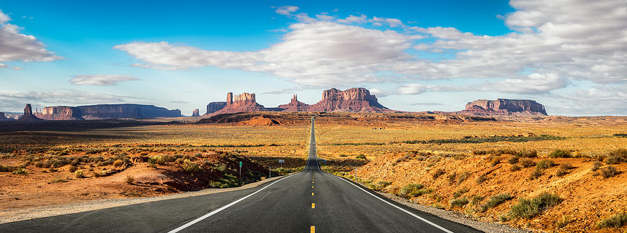 Road to Monument Valley Forrest Gump point. Utah Photograph by Eloi_Omella