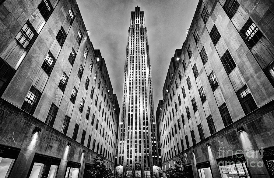 Architecture Photograph - Rockefeller Centre by John Farnan
