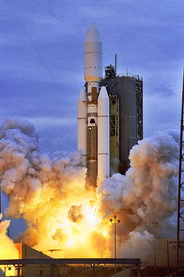 Rocket Launches With Us Defense Photograph by Science Source